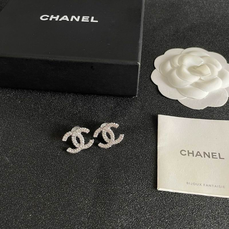 Chanel Earring 05yxs65